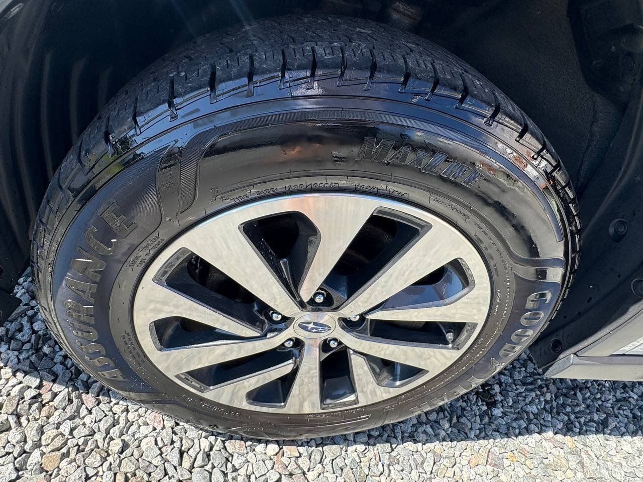 Used 2023 Subaru Outback Premium AWD/4WD image 30
