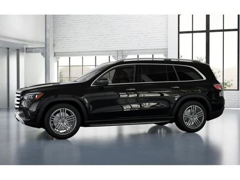 Certified 2026 Mercedes-Benz GLS 450 4MATIC image 36