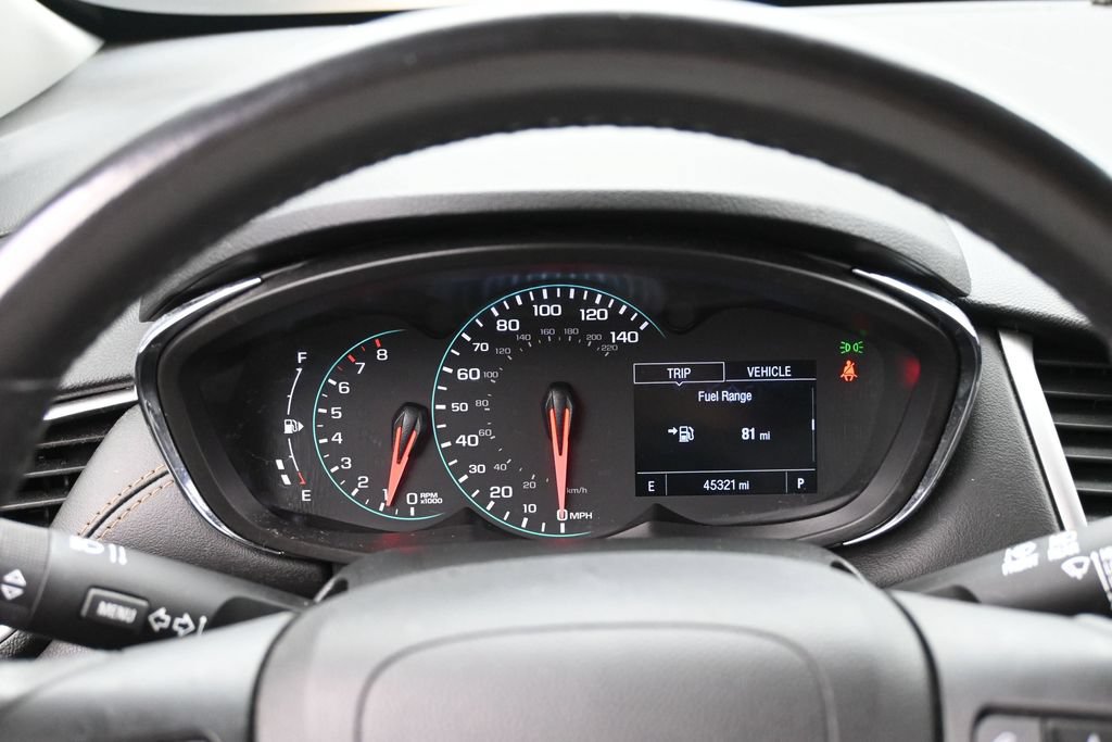 Used 2020 Chevrolet Trax LT w/ LT Convenience Package FWD image 12