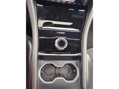 Used 2024 Jeep Grand Cherokee L Altitude AWD/4WD image 21