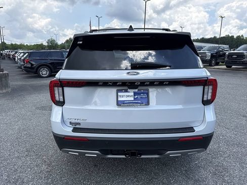 New 2026 Ford Explorer Active w/ Active Comfort Package RWD image 6