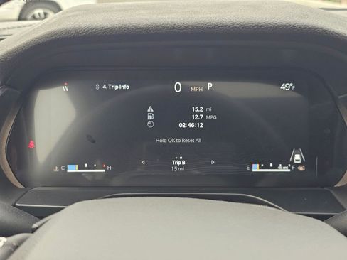 New 2025 Jeep Grand Cherokee Laredo X w/ Luxury Tech Group I image 18