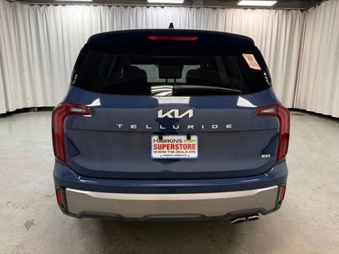Used 2025 Kia Telluride S AWD/4WD image 8