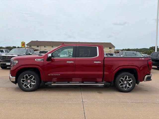 Used 2022 GMC Sierra 1500 SLT w/ SLT Premium Plus Package AWD/4WD image 6