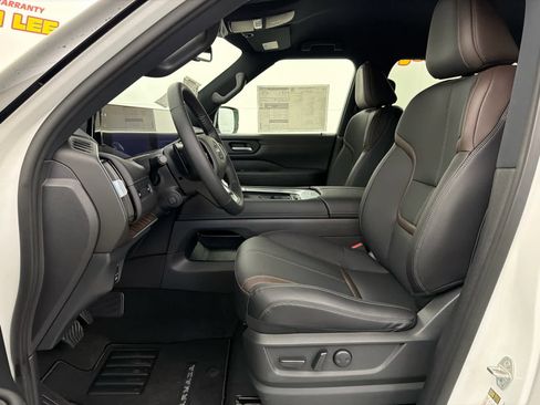 New 2026 Nissan Armada SL w/ Captain's Chari Seat Package image 15