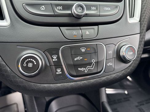 Used 2024 Chevrolet Malibu RS image 16