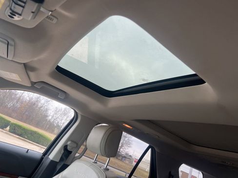 Used 2016 Ford Explorer Platinum image 6