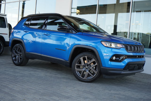 Used 2026 Jeep Compass Limited AWD/4WD image 1