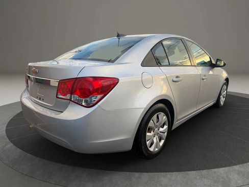 Used 2016 Chevrolet Cruze LS image 5