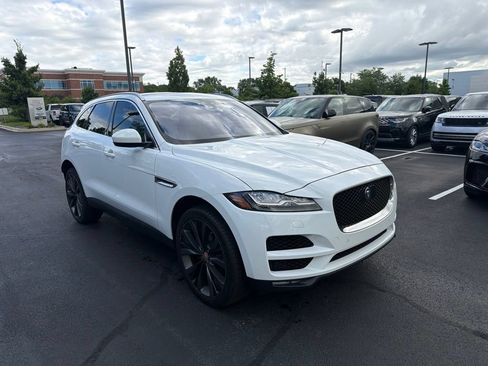 Used 2019 Jaguar F-PACE Portfolio AWD/4WD image 6