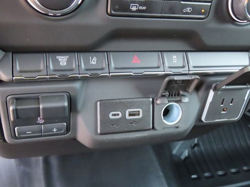 New 2025 Chevrolet Silverado 3500 W/T w/ WT Convenience Package AWD/4WD image 11