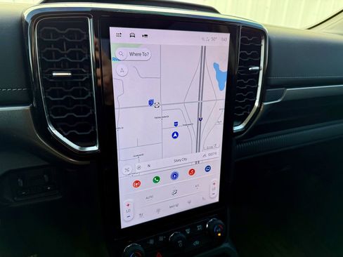 Used 2024 Ford Ranger Lariat w/ FX4 Off-Road Package image 23