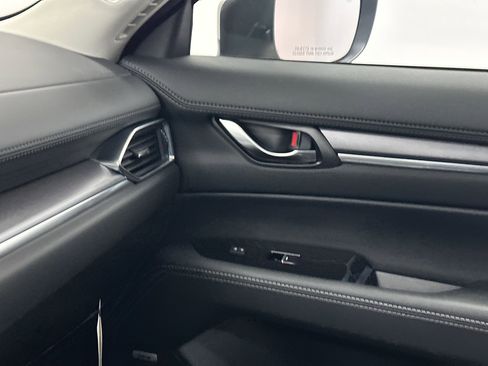 New 2025 MAZDA CX-5 AWD 2.5 S image 33