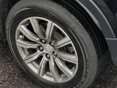 Used 2020 Cadillac XT4 Sport image 7