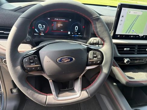New 2026 Ford Explorer ST-Line w/ ST-Line Street Pack AWD/4WD image 25
