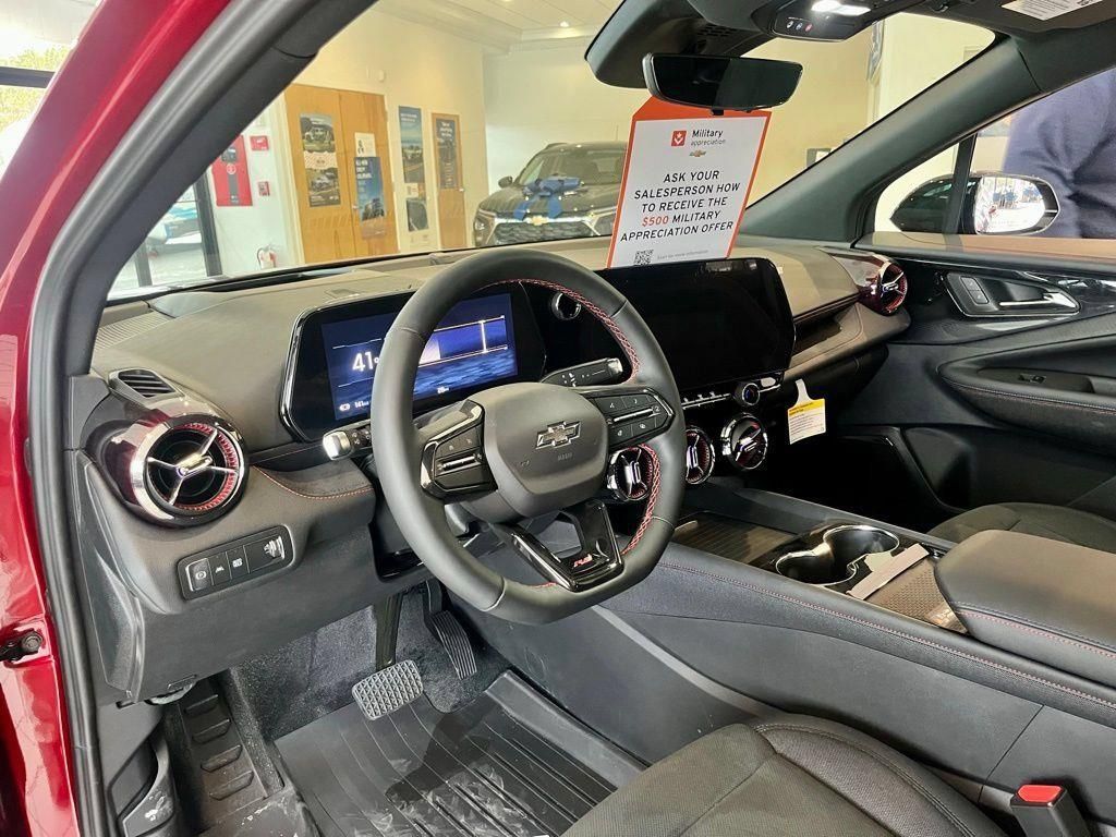 New 2025 Chevrolet Blazer EV RS RWD image 10