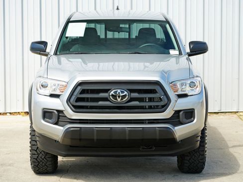 Used 2022 Toyota Tacoma SR w/ SX Package image 33