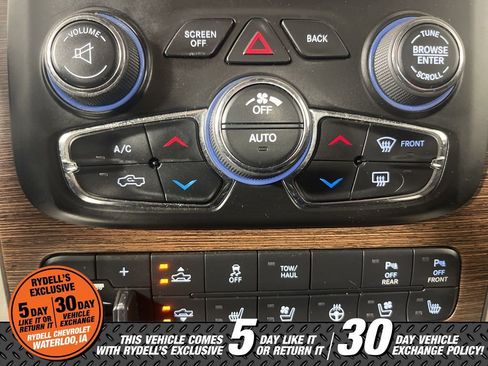 Used 2016 RAM 1500 Laramie w/ Convenience Group image 34