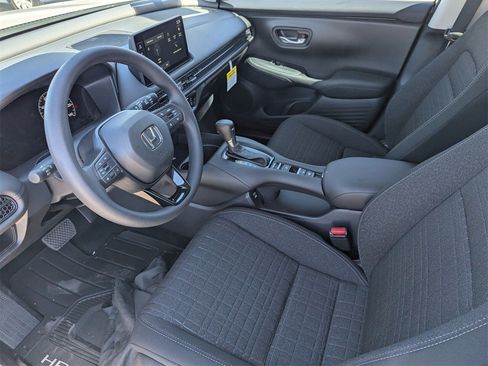 New 2026 Honda HR-V LX image 6