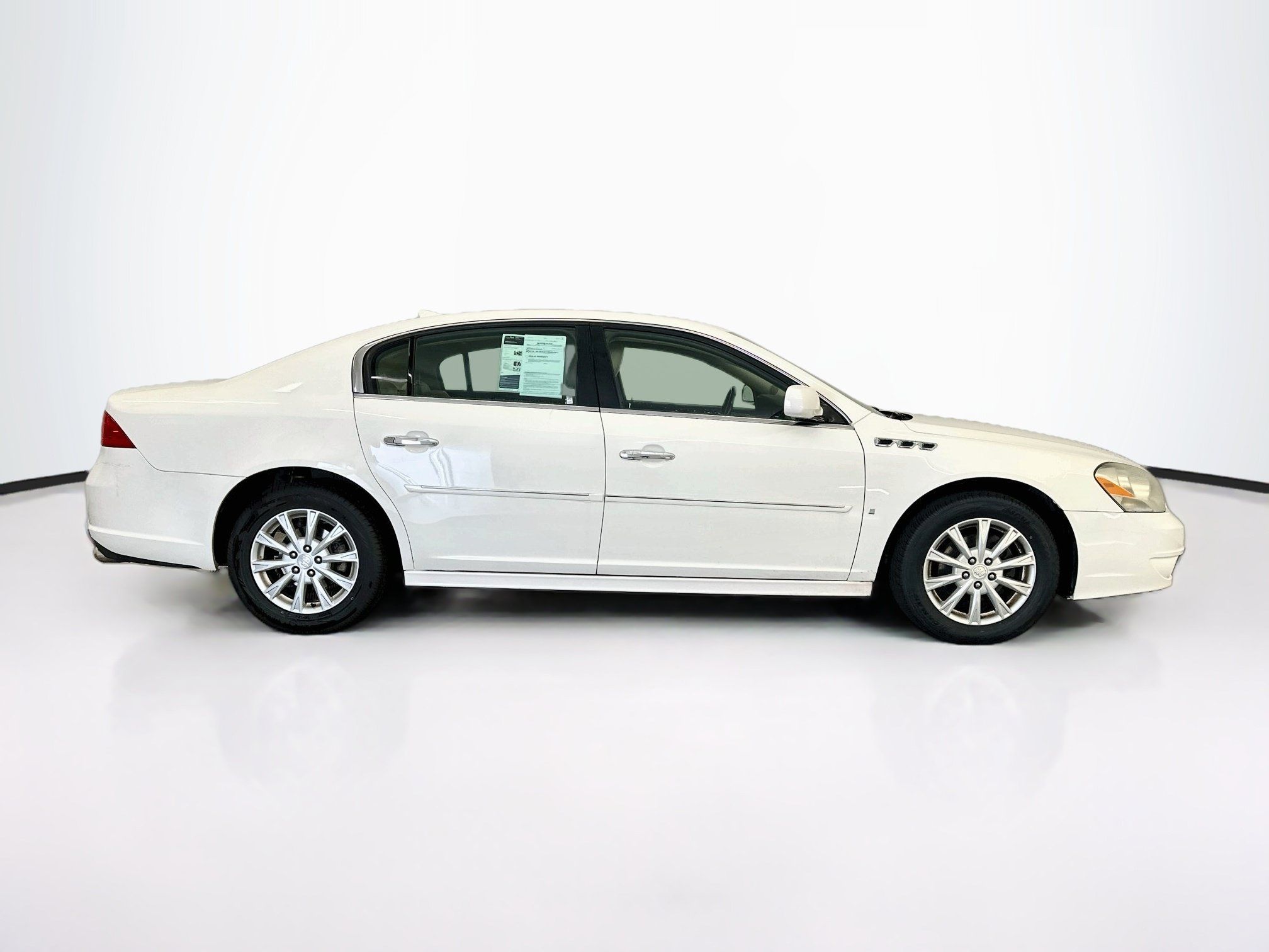 Used 2010 Buick Lucerne CXL w/ Driver Confidence Package FWD image 10