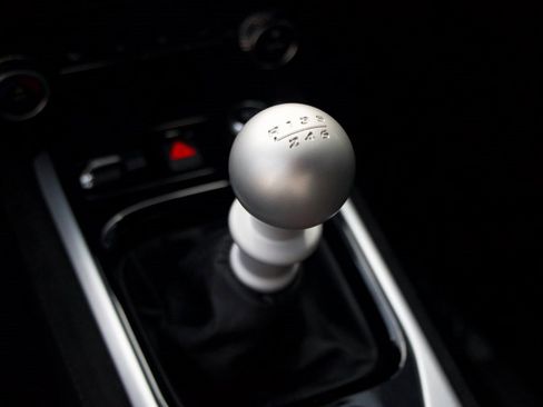 Used 2025 Lotus Emira image 16