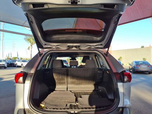 Used 2021 Toyota RAV4 LE image 6