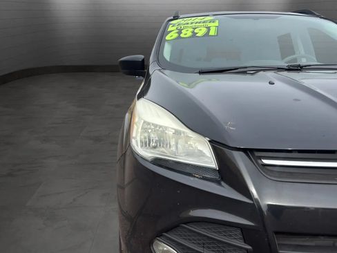 Used 2014 Ford Escape SE w/ Equipment Group 201A FWD image 25