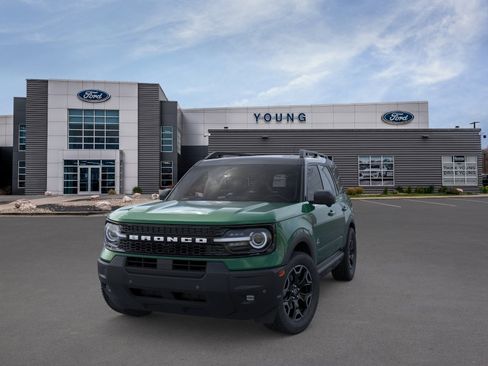 New 2025 Ford Bronco Sport Outer Banks w/ Outer Banks Tech Package+ AWD/4WD image 2