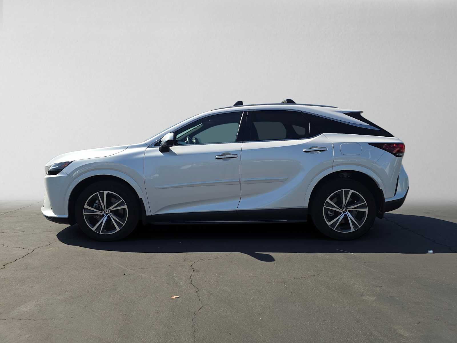 Used 2024 Lexus RX 350h w/ Convenience Package AWD/4WD image 6
