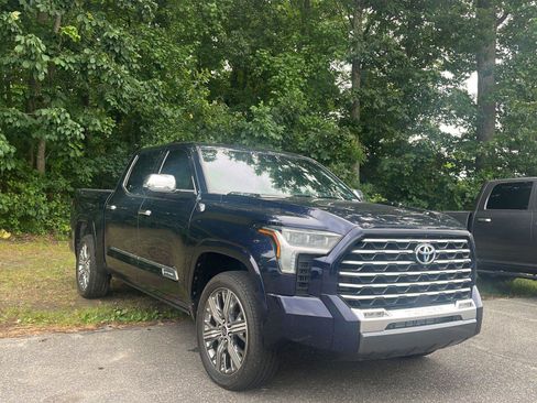 Used 2024 Toyota Tundra Capstone AWD/4WD image 7