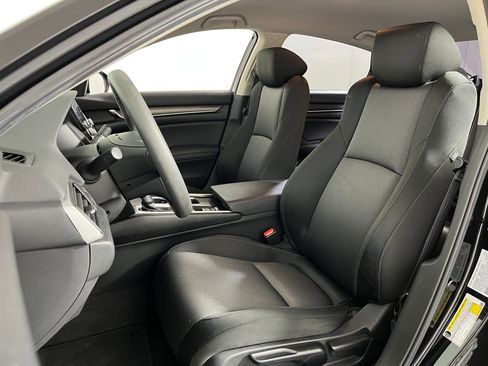 Certified 2021 Honda Accord LX image 4