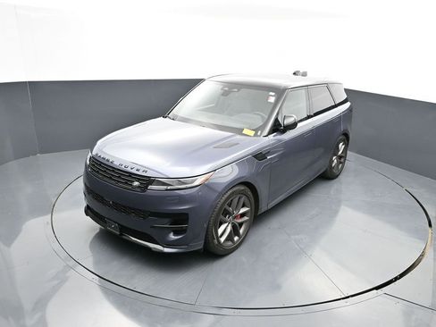 Used 2025 Land Rover Range Rover Sport Dynamic SE AWD/4WD image 38