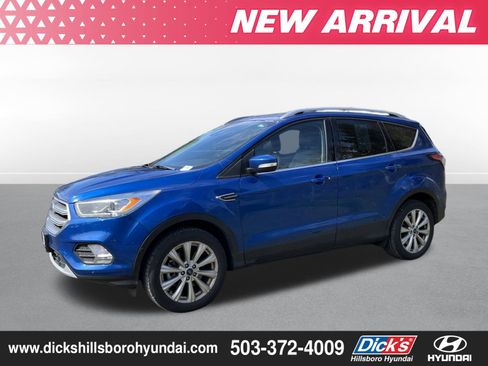 Used 2017 Ford Escape Titanium w/ Equipment Group 301A image 2