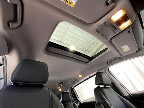 Used 2024 Honda Odyssey EX-L image 27