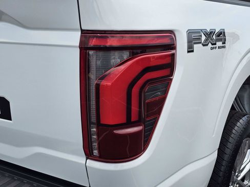 Used 2025 Ford F150 Lariat w/ Equipment Group 501A Mid AWD/4WD image 10