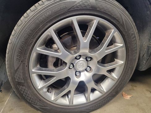 Used 2018 Buick Encore Sport Touring image 31