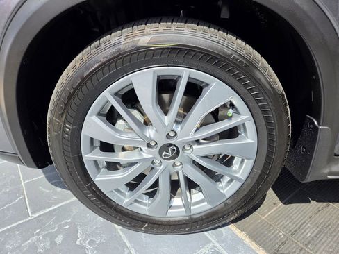 Used 2025 INFINITI QX50 Luxe image 5