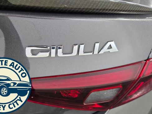 Used 2022 Alfa Romeo Giulia Ti image 28