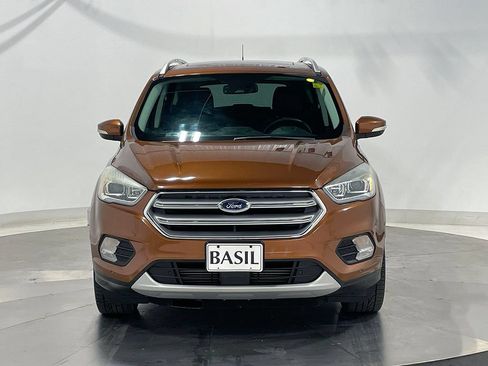 Used 2017 Ford Escape Titanium w/ Equipment Group 301A AWD/4WD image 9