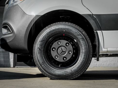 Used 2026 Mercedes-Benz Sprinter 3500 image 4