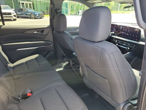 Used 2024 Chevrolet Traverse LS w/ Midnight/Sport Edition FWD image 14