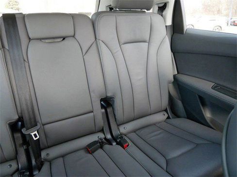 Used 2025 Audi Q7 3.0T Premium Plus AWD/4WD image 15