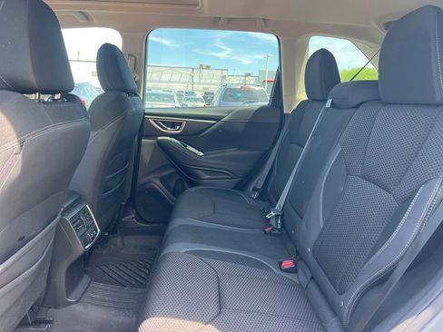Used 2023 Subaru Forester Premium AWD/4WD image 3