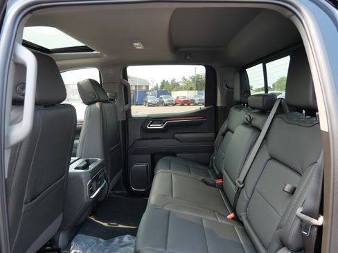New 2026 GMC Sierra 1500 Denali w/ Denali Reserve Package AWD/4WD image 11