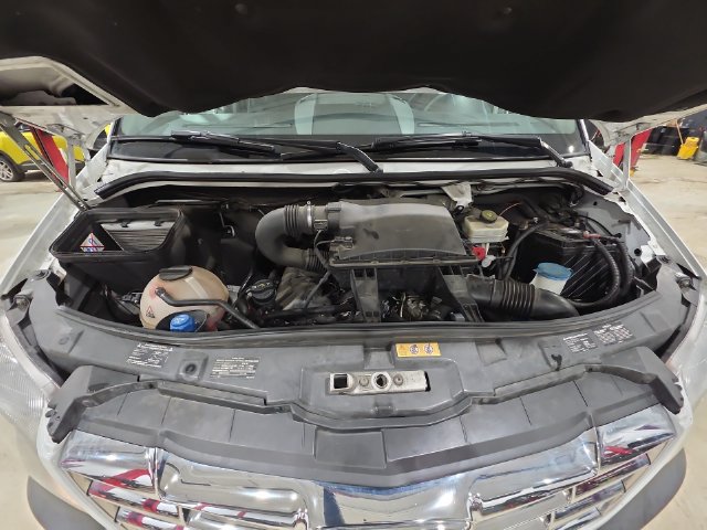 Used 2016 Freightliner Sprinter 3500 RWD image 25
