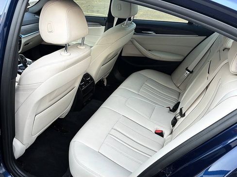 Used 2019 BMW 540i w/ M Sport Package RWD image 18
