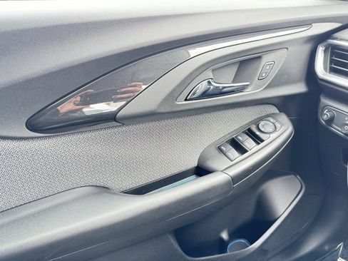 Certified 2022 Chevrolet TrailBlazer LT w/ LPO, Blackout Package image 29