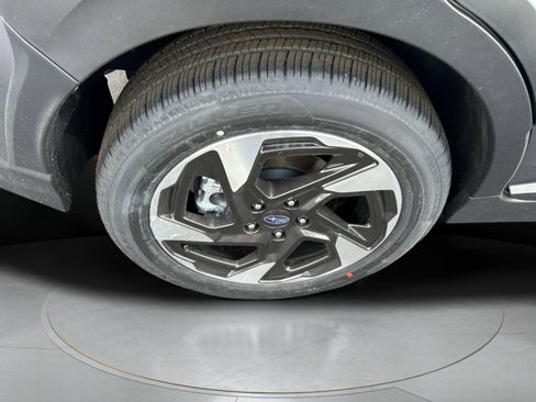 Used 2025 Subaru Crosstrek 2.5i Limited image 8