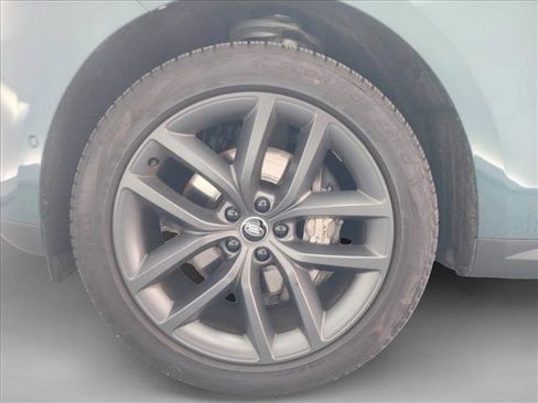 Used 2025 Land Rover Range Rover Sport SE image 24