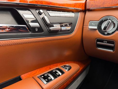 Used 2011 Mercedes-Benz S 600 image 31